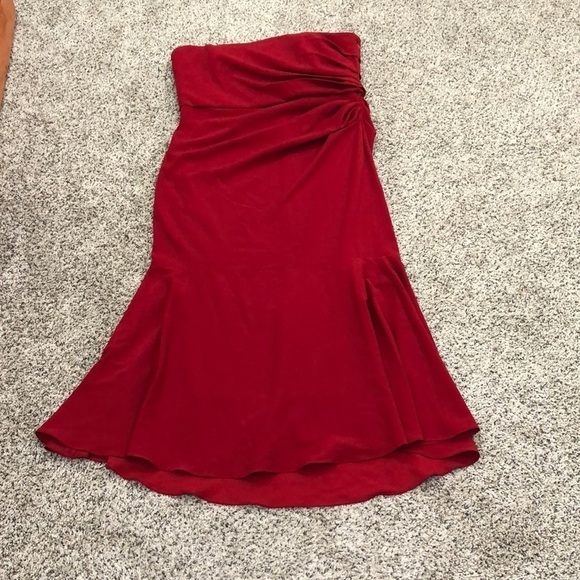 NWT Badgley Mischka Beauty in A Bottle Gown Formal Dress Red Size 22 Strapless - Picture 2 of 8